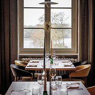 Domaine De Locguénolé & Spa