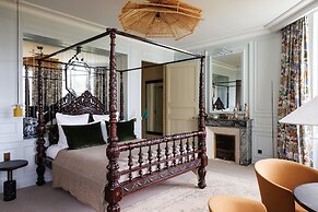 Domaine De Locguénolé & Spa
