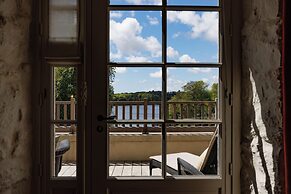 Domaine De Locguénolé & Spa