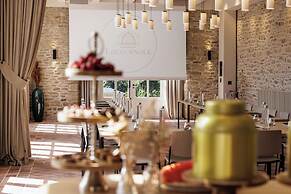 Domaine De Locguénolé & Spa