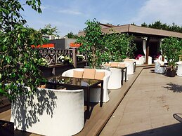 DZirconia Elagin Island Apartments