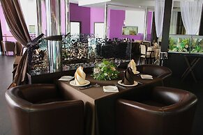 DZirconia Elagin Island Apartments