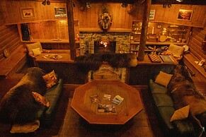 Wood River Lodge - Side-by-Side,Jet Boat transport included, Flight Op