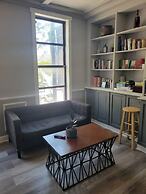 Chicago Parthenon Hostel