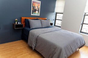 Chicago Parthenon Hostel