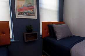 Chicago Parthenon Hostel