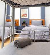 Chicago Parthenon Hostel