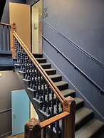 Chicago Parthenon Hostel