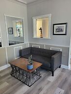 Chicago Parthenon Hostel