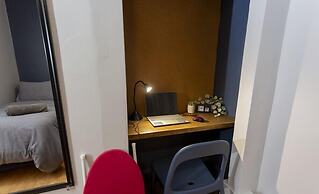 Chicago Parthenon Hostel