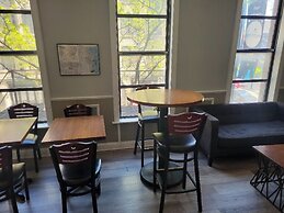 Chicago Parthenon Hostel