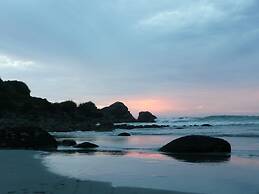 The Bay House Beachfront Accommodation