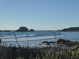 The Bay House Beachfront Accommodation