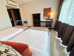 Chiangkhong Teak Garden Riverfront Onsen Hotel
