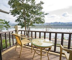 Chiangkhong Teak Garden Riverfront Onsen Hotel
