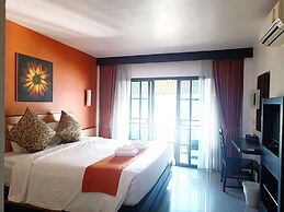 Chiangkhong Teak Garden Riverfront Onsen Hotel