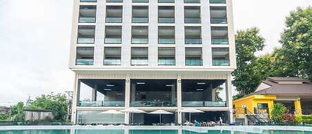 Chiangkhong Teak Garden Riverfront Onsen Hotel