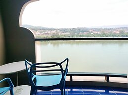 Chiangkhong Teak Garden Riverfront Onsen Hotel