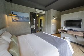 Chiangkhong Teak Garden Riverfront Onsen Hotel