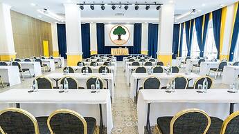 Chiangkhong Teak Garden Riverfront Onsen Hotel