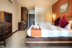 Chiangkhong Teak Garden Riverfront Onsen Hotel