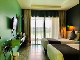 Chiangkhong Teak Garden Riverfront Onsen Hotel