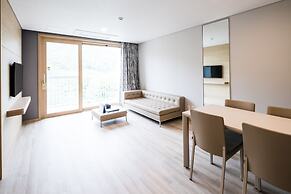 Sono Belle Cheongsong