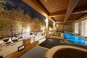 Sono Belle Cheongsong