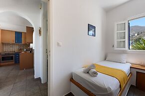 Aigaiou Avra Apartments