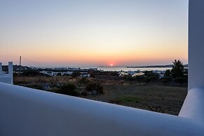 Aigaiou Avra Apartments
