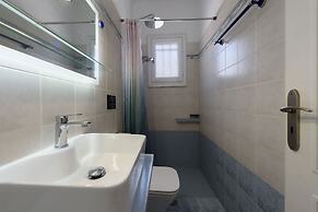 Aigaiou Avra Apartments