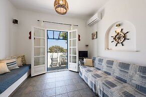 Aigaiou Avra Apartments