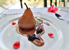 Ichingo Chobe River Lodge