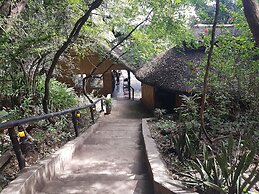 Ichingo Chobe River Lodge