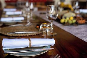 Ichingo Chobe River Lodge