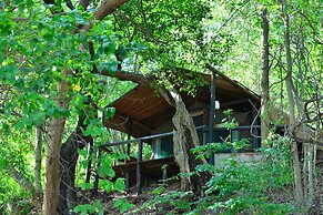Ichingo Chobe River Lodge