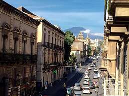 Etnea 454   Catania Luxury Rooms