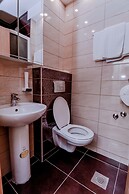 Hotel Majna