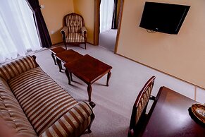 Hotel Majna