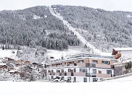 Mountain Resort M&M
