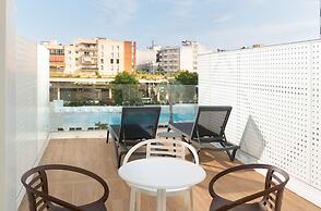 L'Azure Hotel