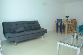 Lindo Amplo 3 Quarto em Prédio Frente Mar