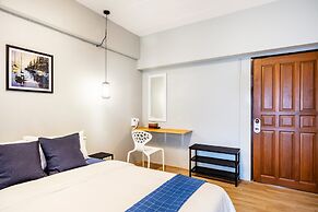 Penyos Service Apartment