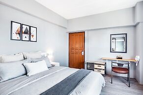 Penyos Service Apartment