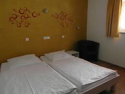 Pension am Donaubogen