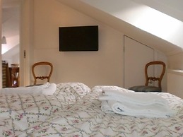 Trollhättans Bed and Breakfast
