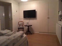 Trollhättans Bed and Breakfast