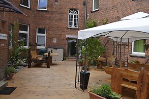 Apartment-Hotel
