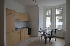Apartment-Hotel