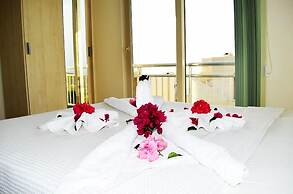 1 Bedroom Apartment Sea View 10 by Likya Global